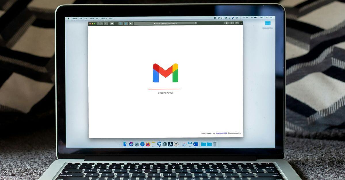 What Makes an Effective Company Email Signature?