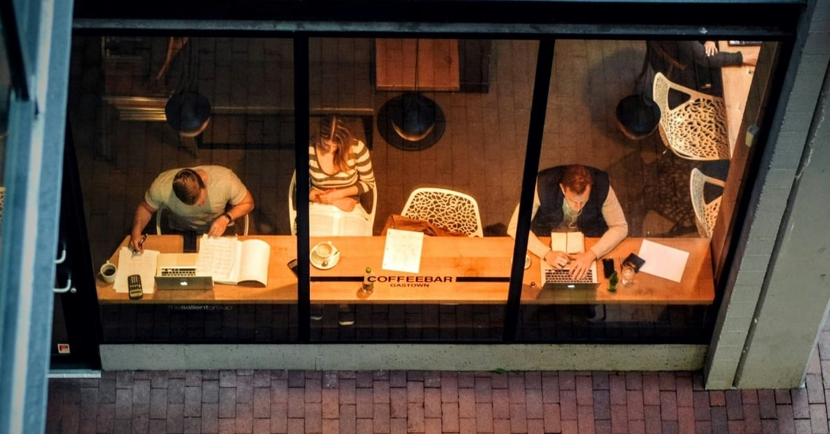 gPanel Versus Workspace Flows: Competing Tools or a Perfect Match?